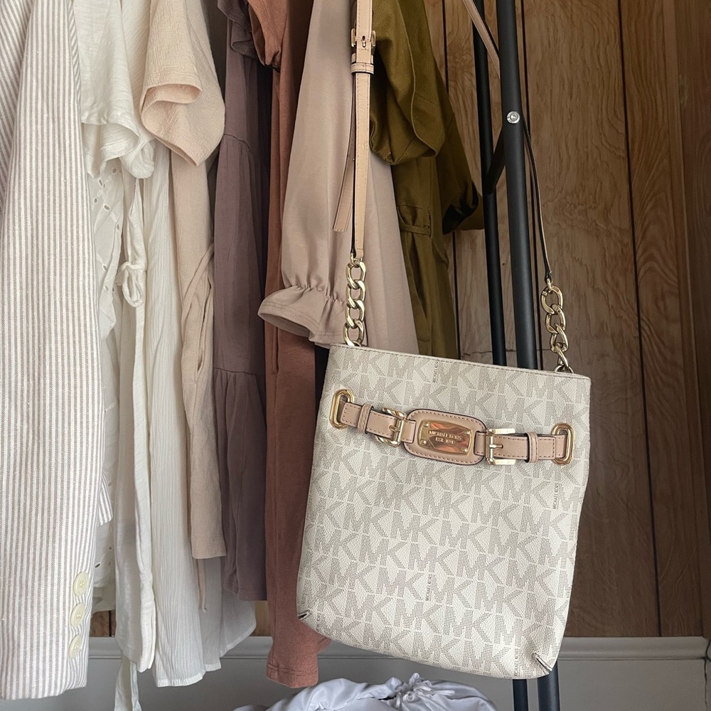 Michael Kors crossbody